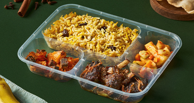 Beragam pilihan menu aqiqah QurbanPlus: Gulai, Semur, Rendang, Nasi Kotak, Nasi Kebuli